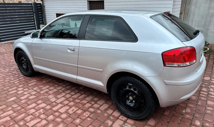 Audi A3 cena 17500 przebieg: 205000, rok produkcji 2007 z Jaworzno małe 326